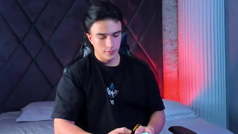 Snapshot of aslanfox1 chatting on October 21, 10:32 pm Aslan online show from October 21, 10:32 pm