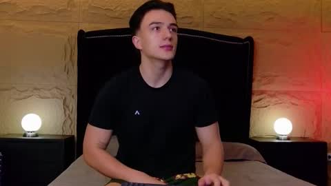 Aslan  online show from April 13, 3:01 am