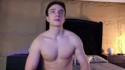 Snapshot of aslanfox_ chatting on June 12, 2:54 am Aslan online show from June 12, 2:54 am