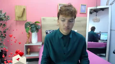 Snapshot of aslyhernandez chatting on April 30, 9:59 am ASLY online show from April 30, 9:59 am