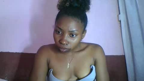 asmiraa online show from November 28, 3:47 pm