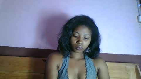 asmiraa online show from March 1, 8:05 am