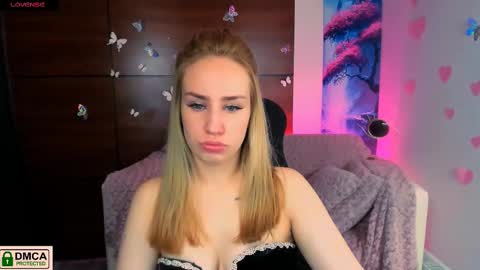 Snapshot of asol_muah chatting on March 1, 10:45 am Asol online show from March 1, 10:45 am