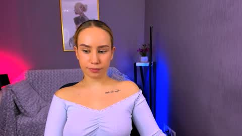 Snapshot of asol_muah chatting on November 18, 8:35 pm Asol online show from November 18, 8:35 pm