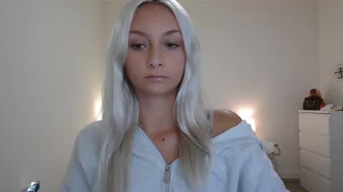 Aspen Aries online show from October 29, 2:14 am