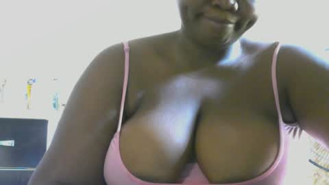 Snapshot of ass_playbuttom chatting on December 21, 10:55 am assplaybuttom online show from December 21, 10:55 am