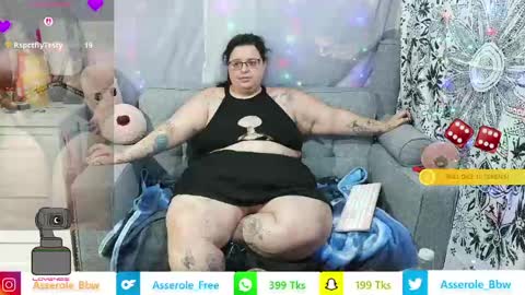 Snapshot of asserolee chatting on April 23, 12:40 pm Cassie online show from April 23, 12:40 pm