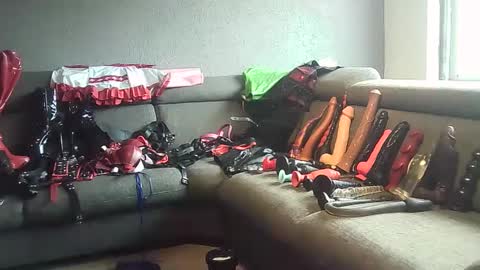 Snapshot of assforstrapon chatting on January 13, 10:03 am sissyslut online show from January 13, 10:03 am