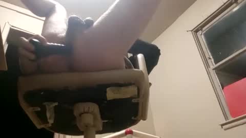 Snapshot of assholeslut9000 chatting on December 22, 2:06 am Tell me spread and Ill spread online show from December 22, 2:06 am