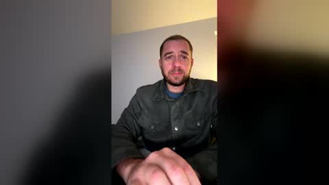 Snapshot of assmagicman chatting on December 16, 4:17 am assmagicman online show from December 16, 4:17 am