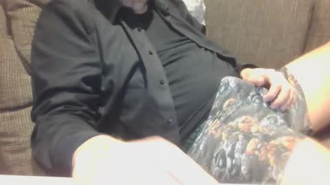 Assmani28 online show from March 5, 1:39 pm