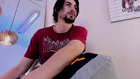 Snapshot of assmoddeus chatting on December 4, 6:28 pm Asmodeus online show from December 4, 6:28 pm