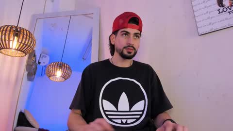 Snapshot of assmoddeus chatting on December 6, 6:39 pm Asmodeus online show from December 6, 6:39 pm