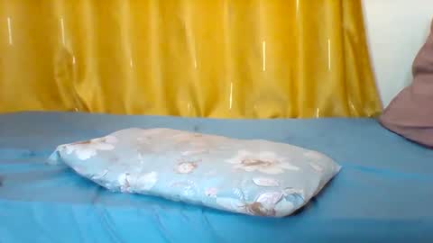 FLORAH DANIEL online show from February 18, 7:59 am