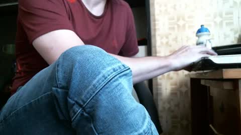 Snapshot of asterion51 chatting on September 17, 3:35 pm asterion51 online show from September 17, 3:35 pm