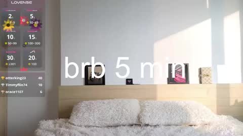 Maya online show from April 8, 11:27 pm