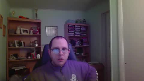 Snapshot of astg94 chatting on November 7, 3:06 am Andrew or Smiley Read the message in bold above the bio design for info on the situation. online show from November 7, 3:06 am