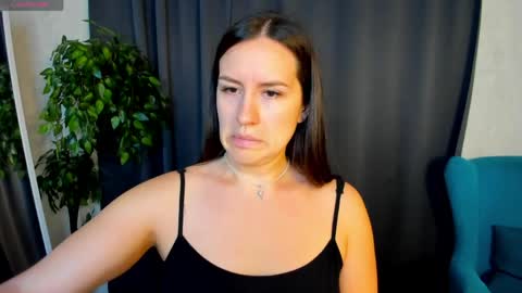 Snapshot of asti_bubbles chatting on June 8, 8:26 am Asti online show from June 8, 8:26 am