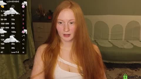 Snapshot of astoria_ross_ chatting on January 24, 3:13 pm Astoria online show from January 24, 3:13 pm