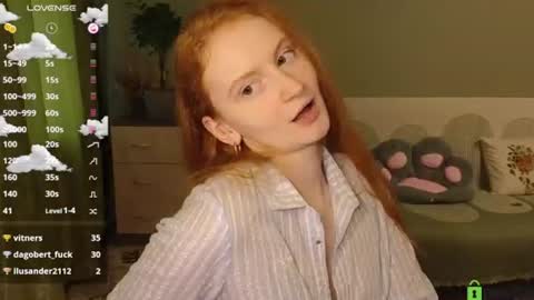 Snapshot of astoria_ross_ chatting on July 8, 3:16 pm Astoria online show from July 8, 3:16 pm