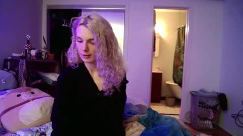 AstoriaLove online show from February 19, 4:34 am