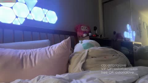 AstoriaLove online show from February 1, 2:21 am