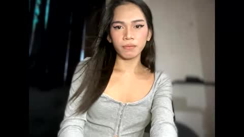 Snapshot of astraea_xxx chatting on May 31, 10:33 pm Anna online show from May 31, 10:33 pm