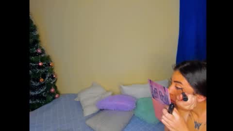 Mag and Molly online show from January 6, 3:43 am