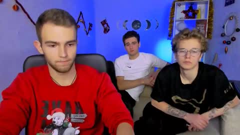 astren online show from January 5, 8:12 pm