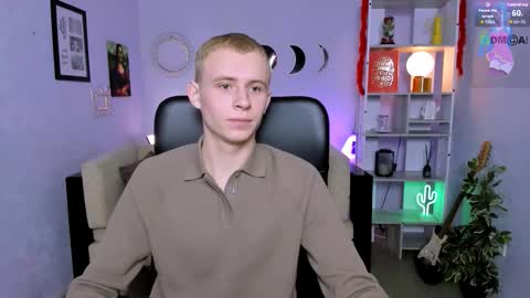 astren online show from March 11, 7:36 am