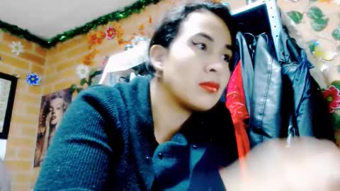 astrid_hauser66 online show from November 25, 3:17 am