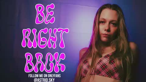 Astrid Sky online show from January 18, 12:58 am