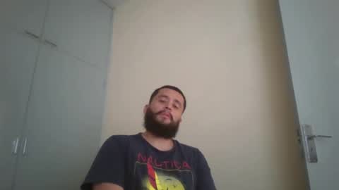 Snapshot of astro_boy_01 chatting on May 17, 8:38 pm astro_boy_01 online show from May 17, 8:38 pm