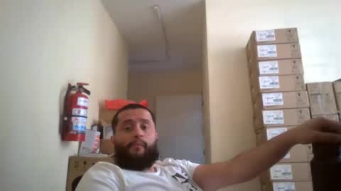 Snapshot of astro_boy_01 chatting on June 8, 8:31 pm astro_boy_01 online show from June 8, 8:31 pm