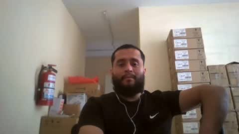 Snapshot of astro_boy_01 chatting on June 13, 7:12 pm astro_boy_01 online show from June 13, 7:12 pm