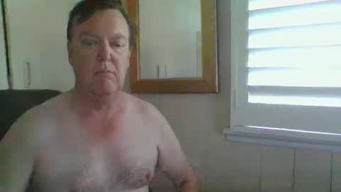 astute008 online show from November 19, 6:13 am