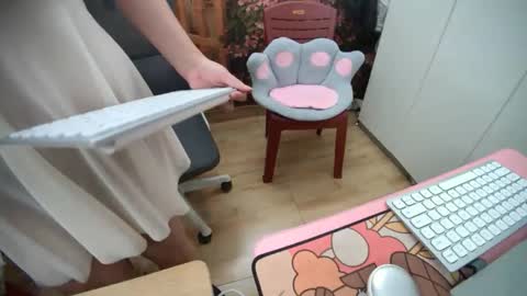 Snapshot of asuka_9x chatting on October 25, 2:52 am asuka_9x online show from October 25, 2:52 am