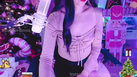 Bonnie online show from January 1, 3:13 am