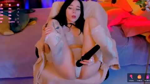 Asuka online show from July 8, 10:25 pm