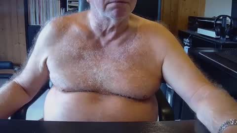 asusandy online show from September 26, 12:42 pm