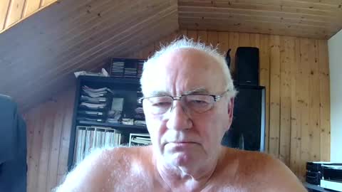 asusandy online show from July 11, 10:40 am