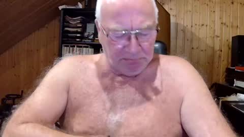 asusandy online show from July 20, 10:12 pm