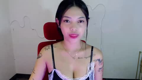 Snapshot of ate_girlxx chatting on July 6, 12:35 pm ate_girlxx online show from July 6, 12:35 pm