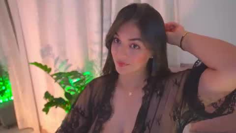 Snapshot of atena676 chatting on February 22, 1:51 am atena676 online show from February 22, 1:51 am