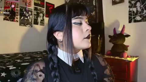 Snapshot of atena_hill93 chatting on August 5, 6:44 pm Atena online show from August 5, 6:44 pm
