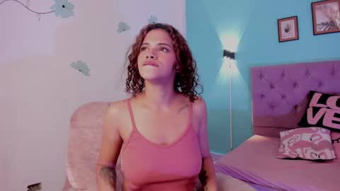 Snapshot of atenajb chatting on January 5, 2:08 pm ATENA online show from January 5, 2:08 pm