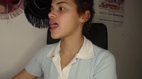 Snapshot of atenajb chatting on February 22, 6:39 am ATENA online show from February 22, 6:39 am