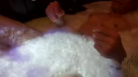 Snapshot of athandrew chatting on January 27, 4:52 am jonnyandrew online show from January 27, 4:52 am