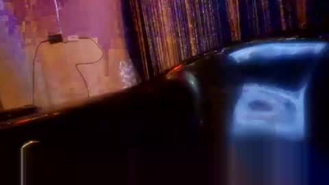 Snapshot of athandrew chatting on February 7, 10:50 am jonnyandrew online show from February 7, 10:50 am