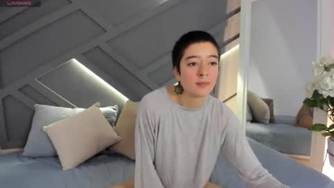 Athenea online show from April 17, 1:36 pm